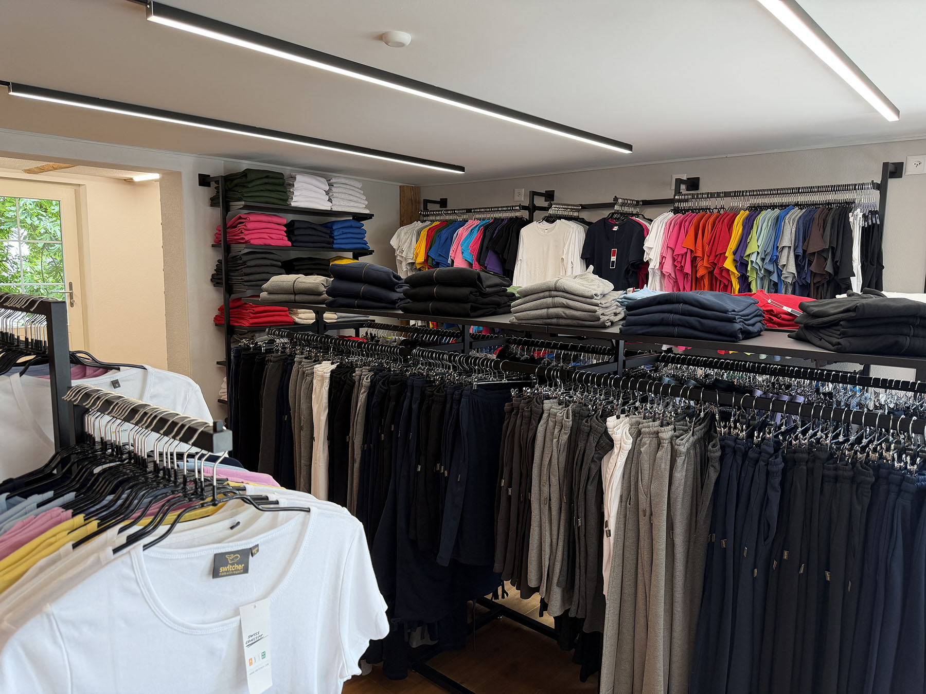 Wildteamwear-Showroom-004